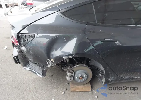 2024 Tesla Model 3 Long Range Dual Motor All-Wheel Drive/Rear-Wheel Drive from USA, damaged, VIN 5YJ3E1EA5RF726005